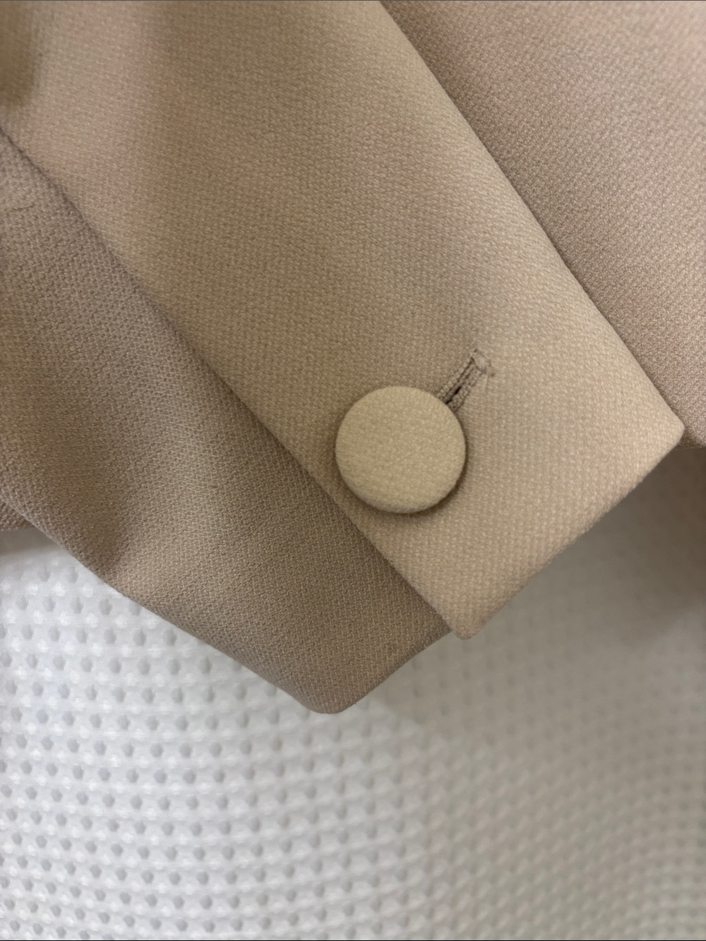 Calvin Klein Women's Beige Single-Button Tailored Blazer - Picture 5 of 5